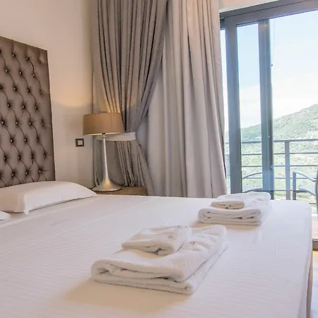 The Dynasty Apartment