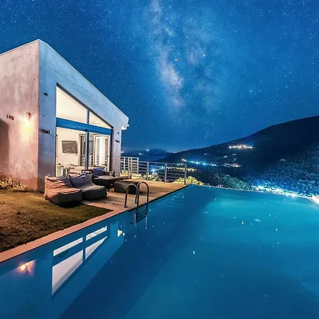 The Dynasty Apartment *